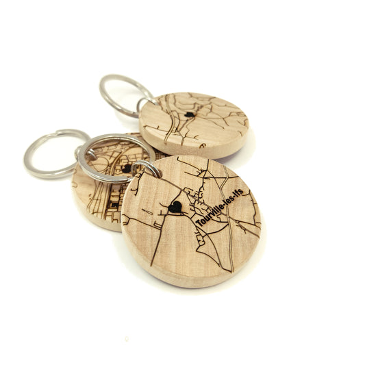 Porte-clés en bois massif "Maps" – Un souvenir gravé