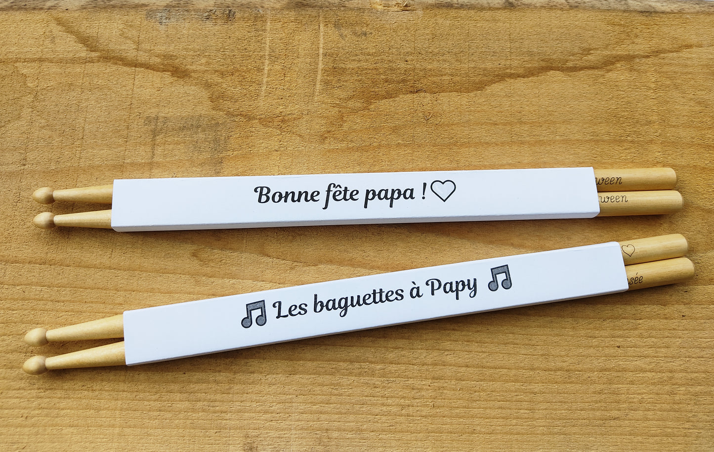 Baguettes batterie personnalisées - L'Atelier du bois 88