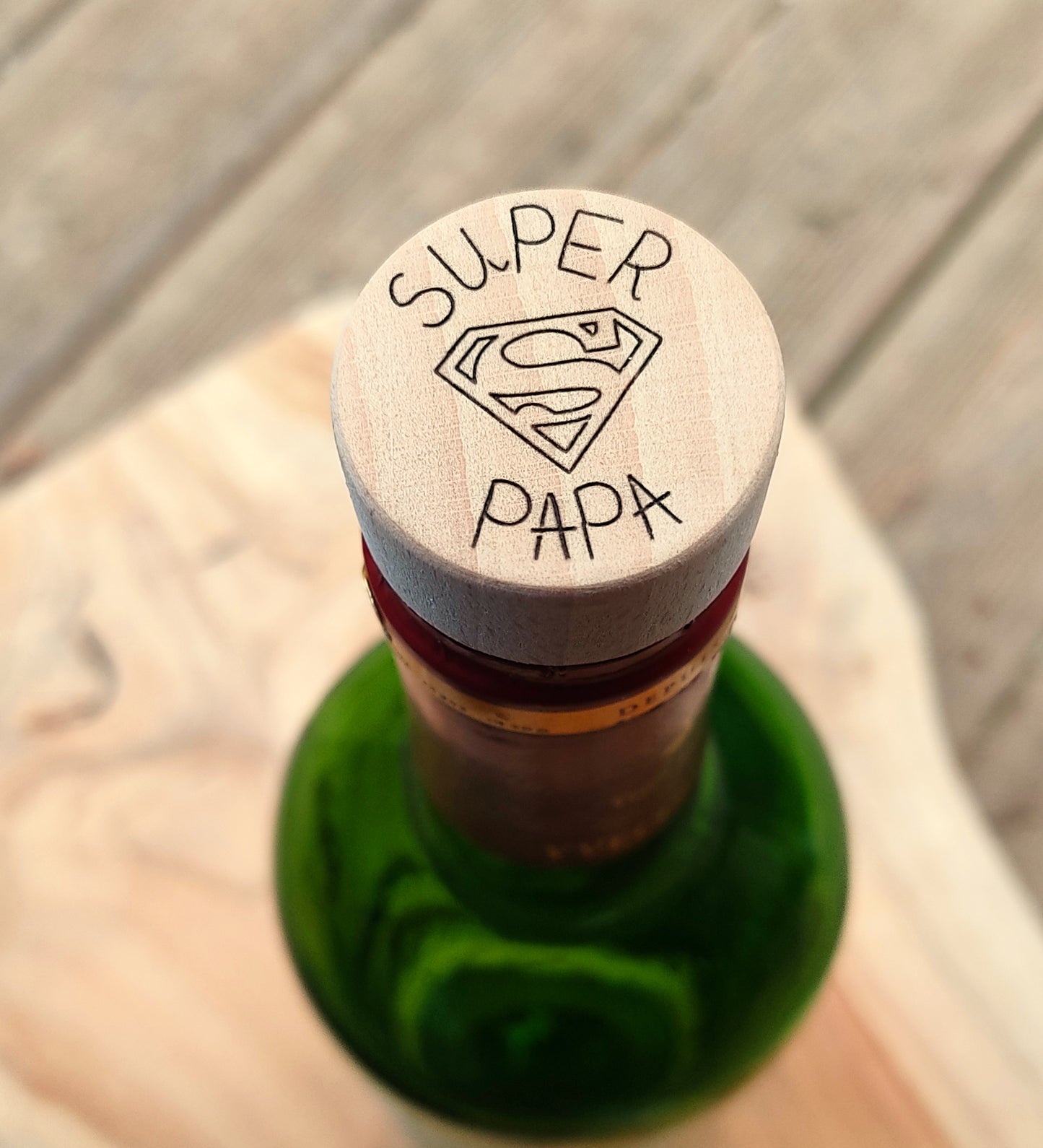 Bouchon bouteille de vin personnalisé Super Papa, Papi .... - L'Atelier du bois 88