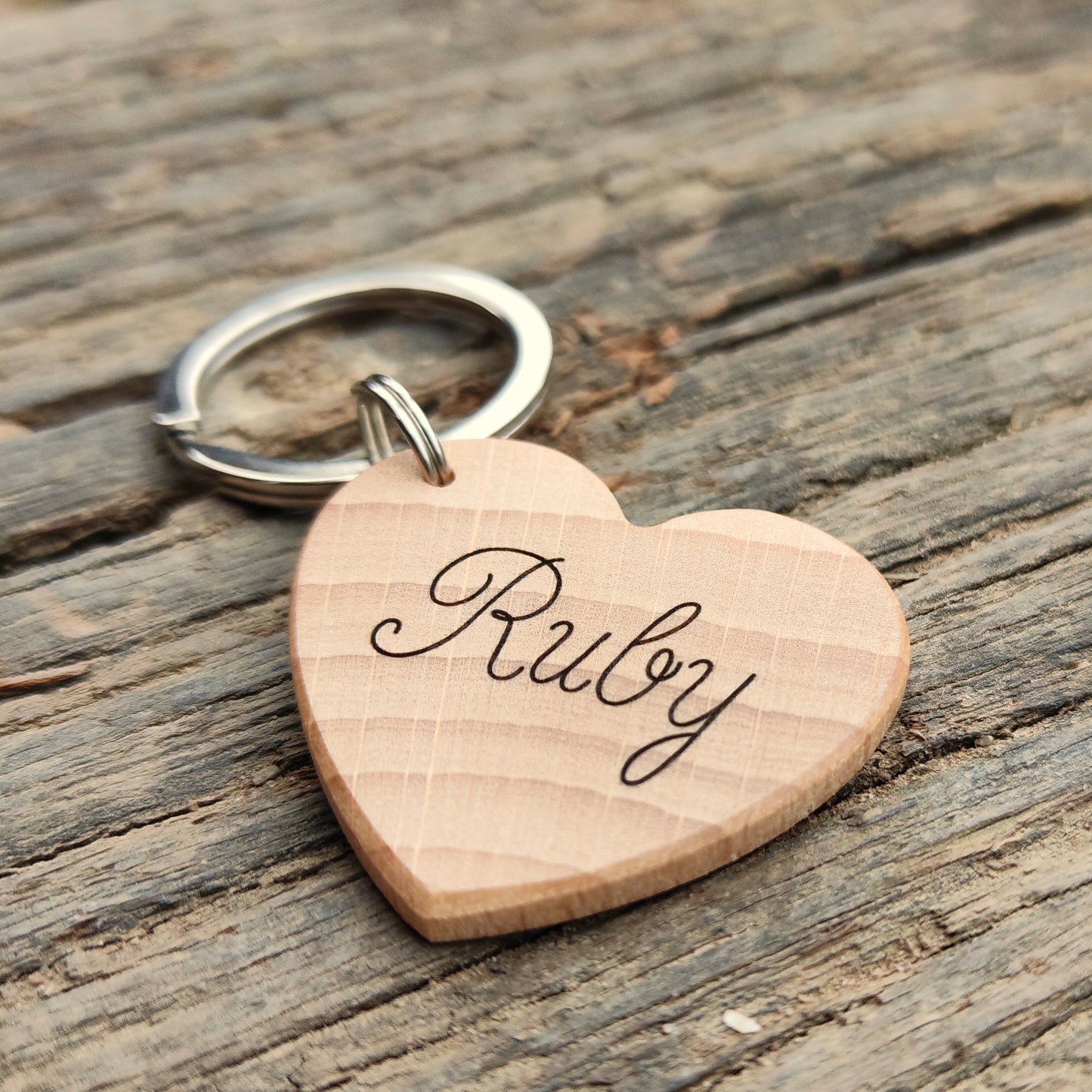 Médaille pour chien cœur en bois massif - L'Atelier du bois 88