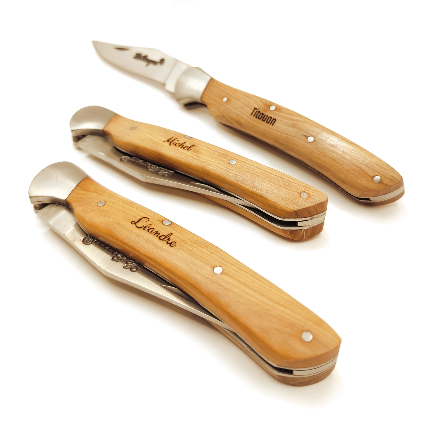 Couteau rustique en bois personnalisé