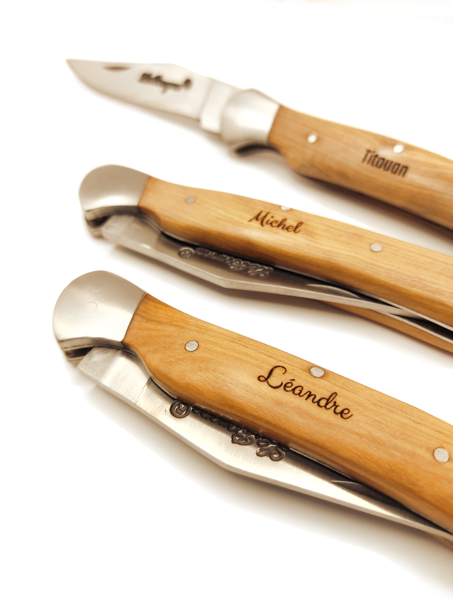 Couteau rustique en bois personnalisé