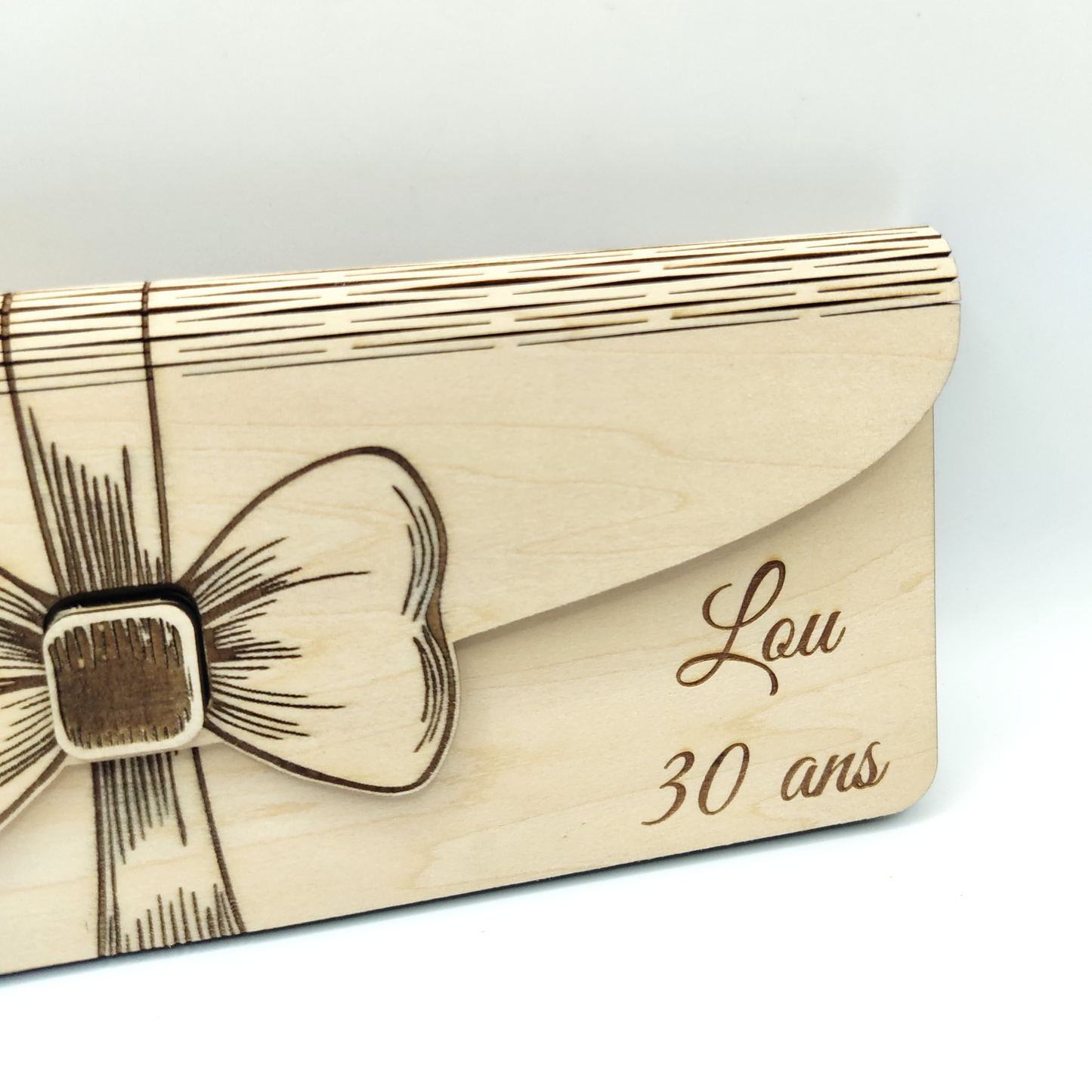 Enveloppe en bois personnalisée