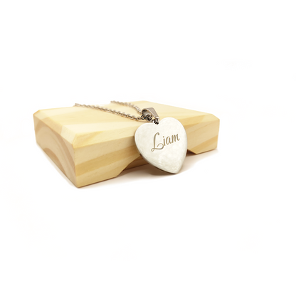 Pendentif cœur personnalisé et boîte en pin