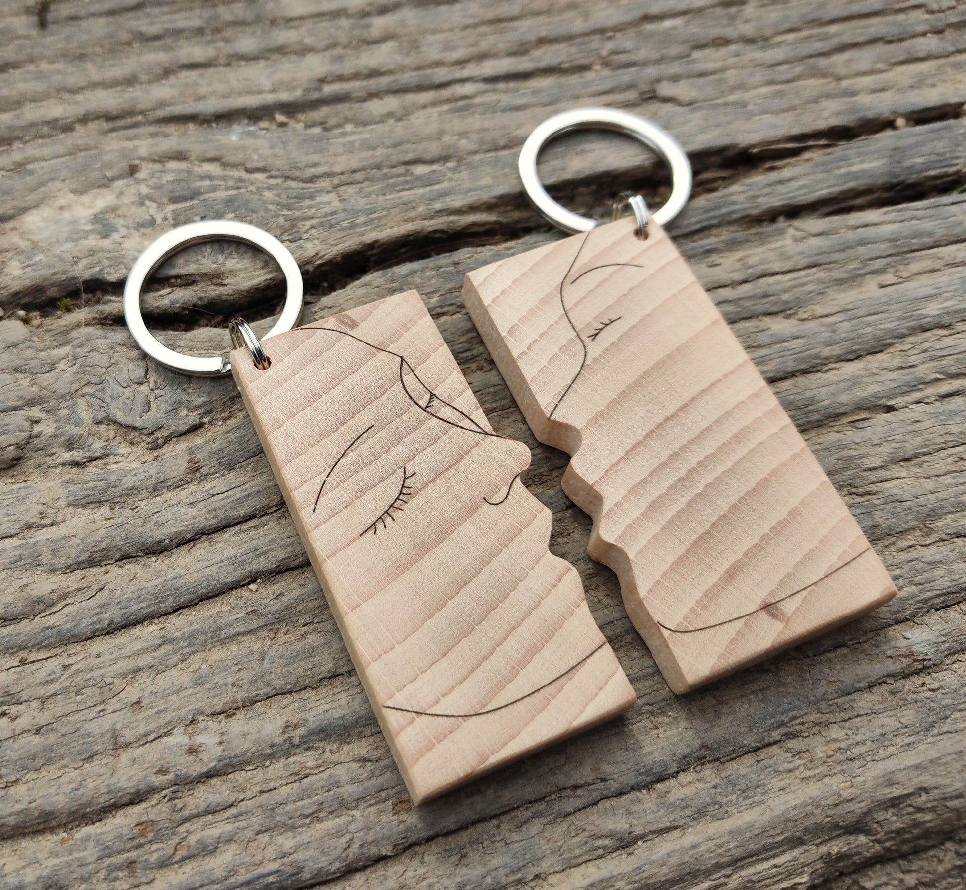 LAC Porte Clef Couple  Porte Clé Original en Bois Cadeau